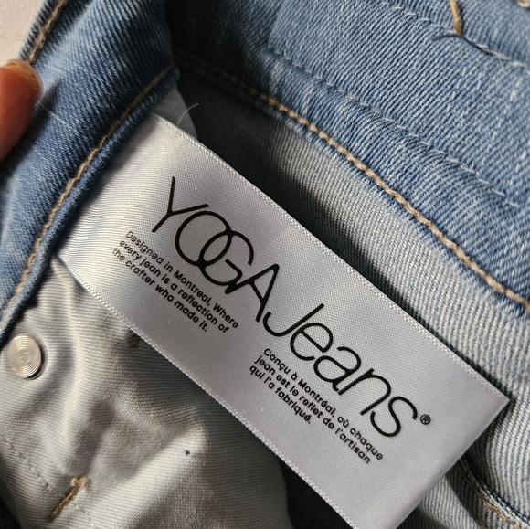 *2 For $30* YOGAJEANS Emily high waisted slim jeans. Size 30 - Picture 2 of 5